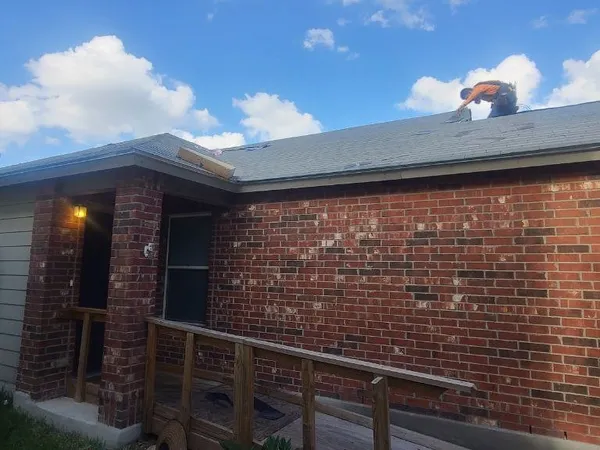 Single-story brick home re-roof