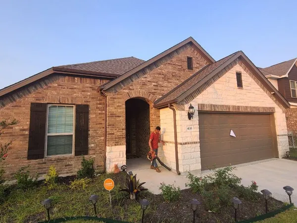 Brick ranch home re-roof